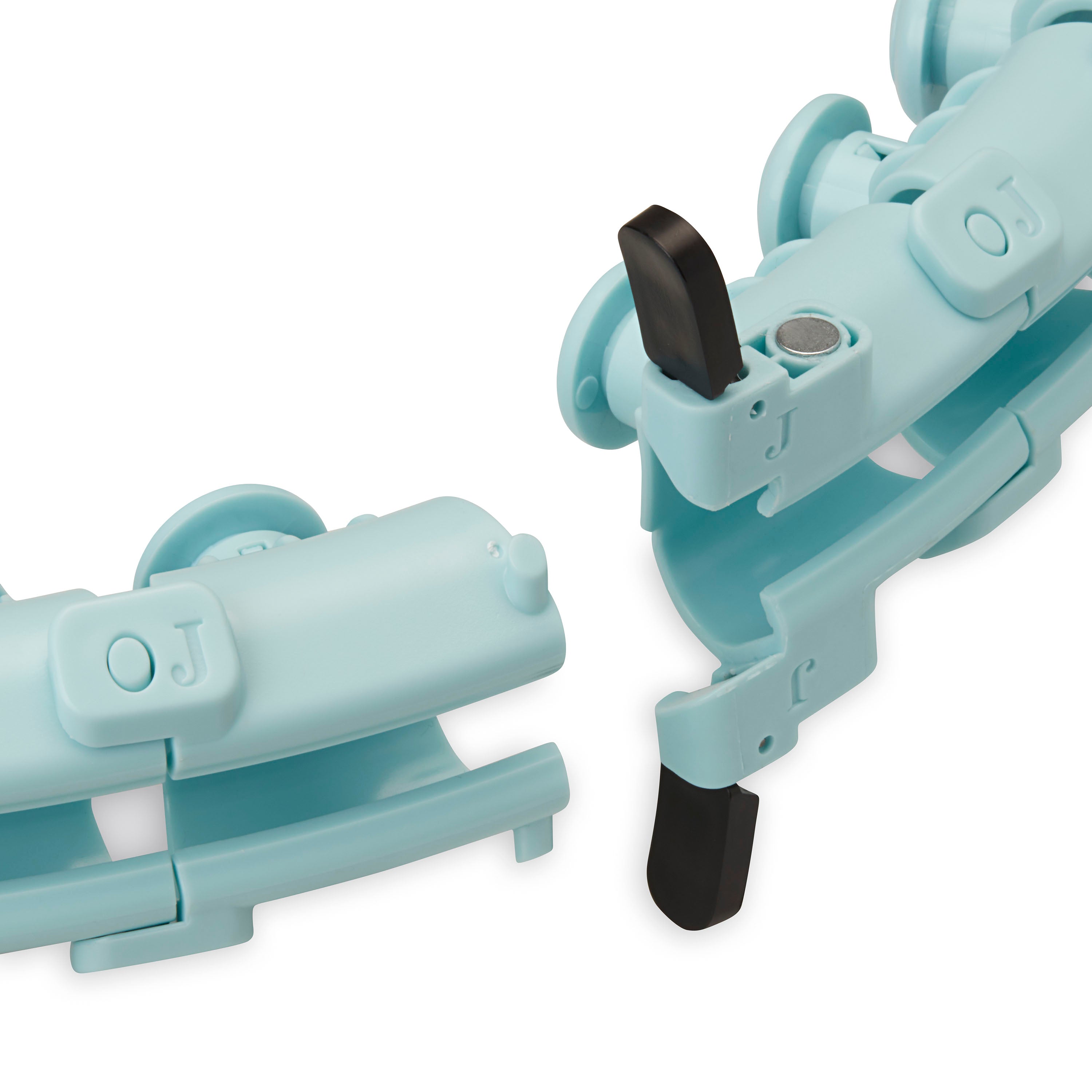 Gaiam Weighted Fitness Hoop connection closeup