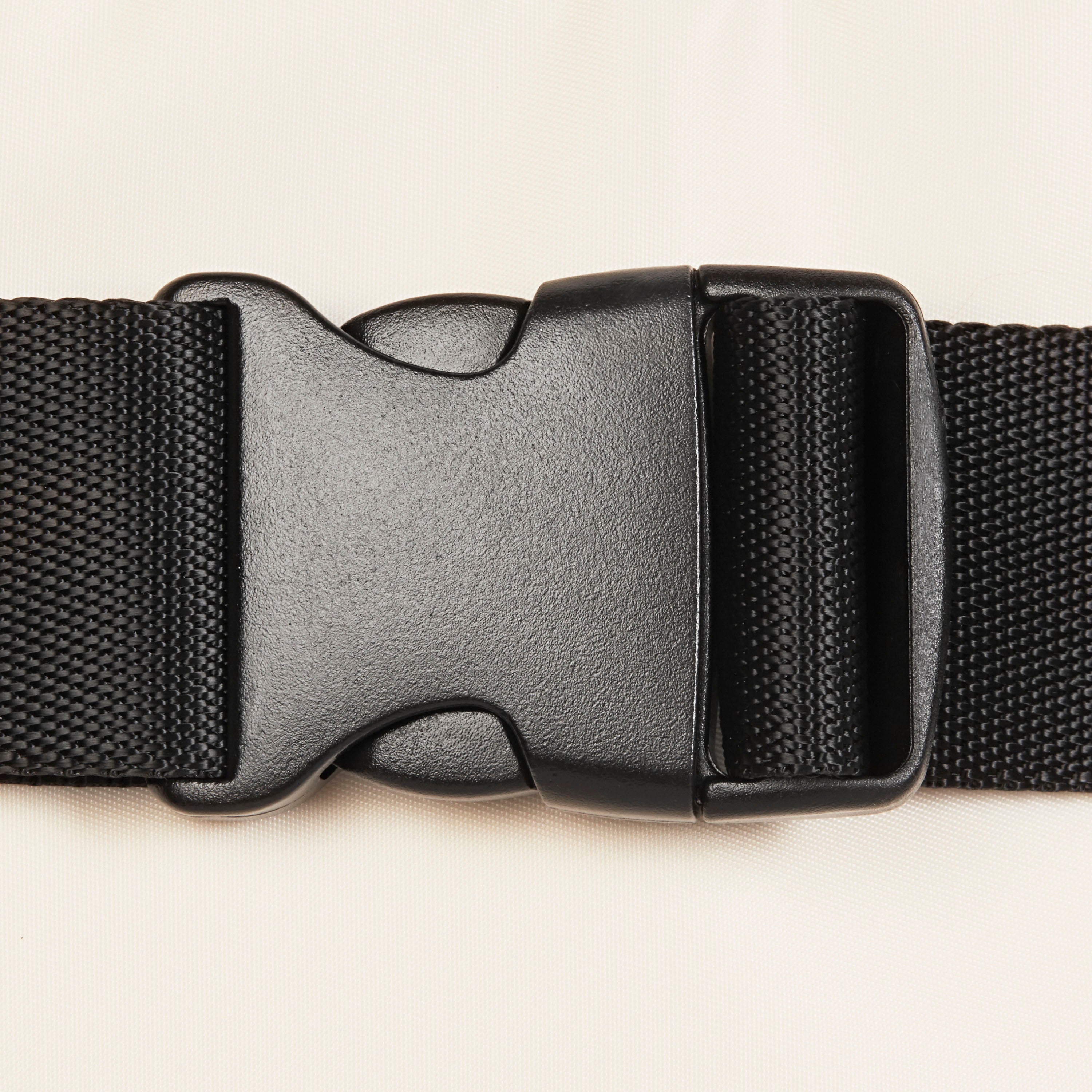 Gaiam Be Free Waist Pack Khaki buckle closeup